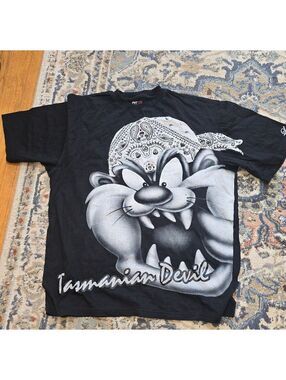Vintage Y2K Lot 29 Taz Bandana Big Print Tee Shirt Men's XL New Without Tags